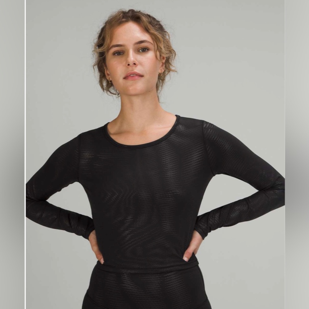 Lululemon Wunder Train Cropped Top Foil Sz 6